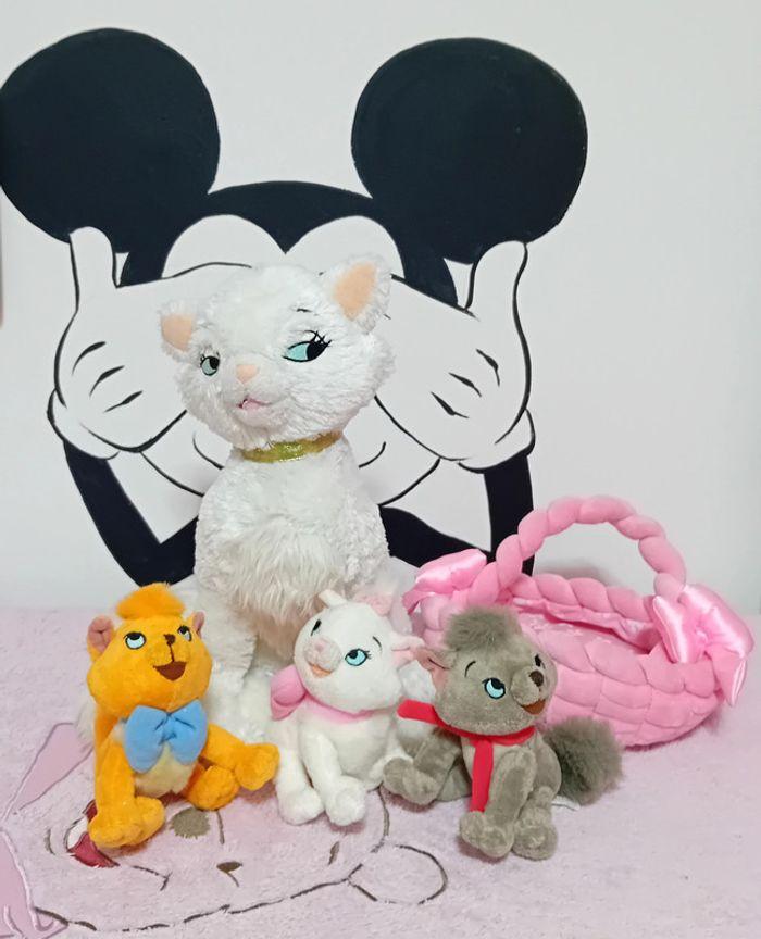 Peluche Duchesse Marie Berlioz Toulouse les Aristochats disney - photo numéro 2