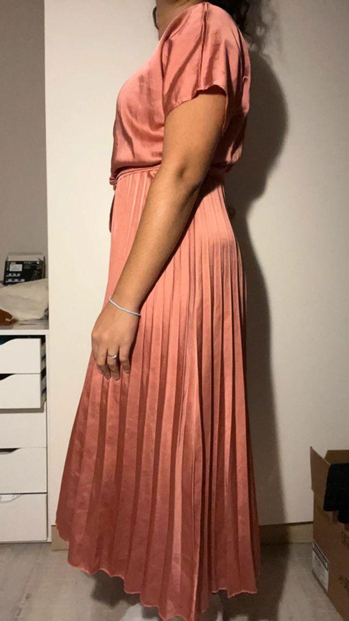 Robe en satin Rose - photo numéro 7