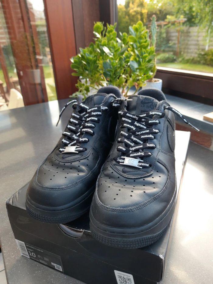 Chaussures Nike Air Force One x Supreme Noir Taille 44 - photo numéro 5