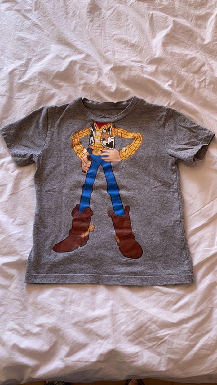 Tee shirt Woody toy story - photo numéro 1