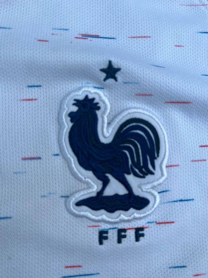 Maillot Mbappé équipe de France - photo numéro 7