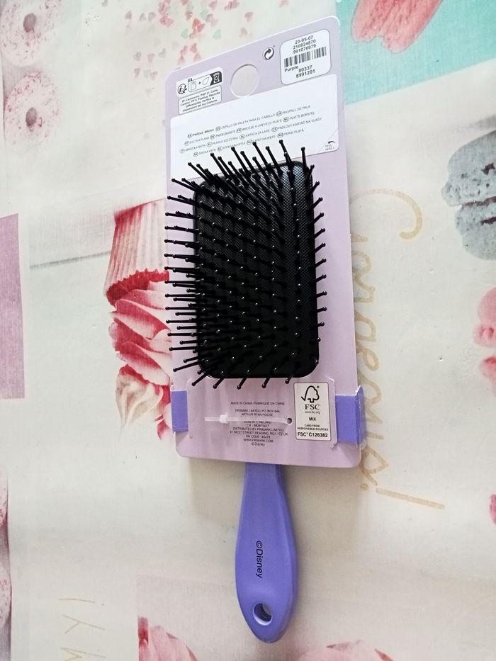 Brosse à cheveux Mickey - photo numéro 2