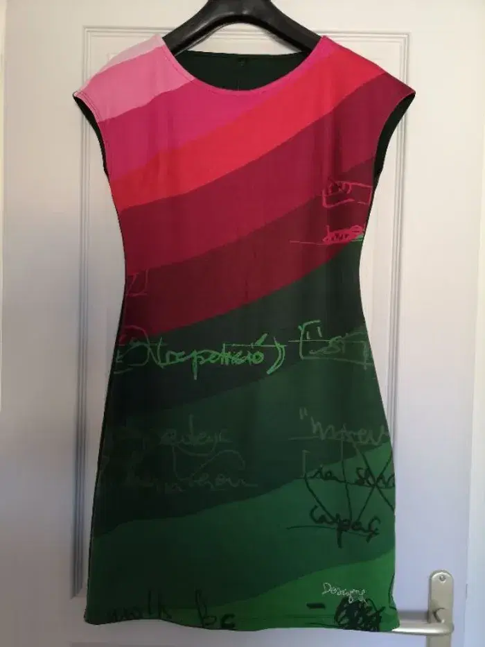 Robe DESIGUAL 36_verte et rose