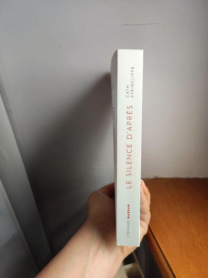 Livre "le silence d'après" de Cath staincliffe - photo numéro 3