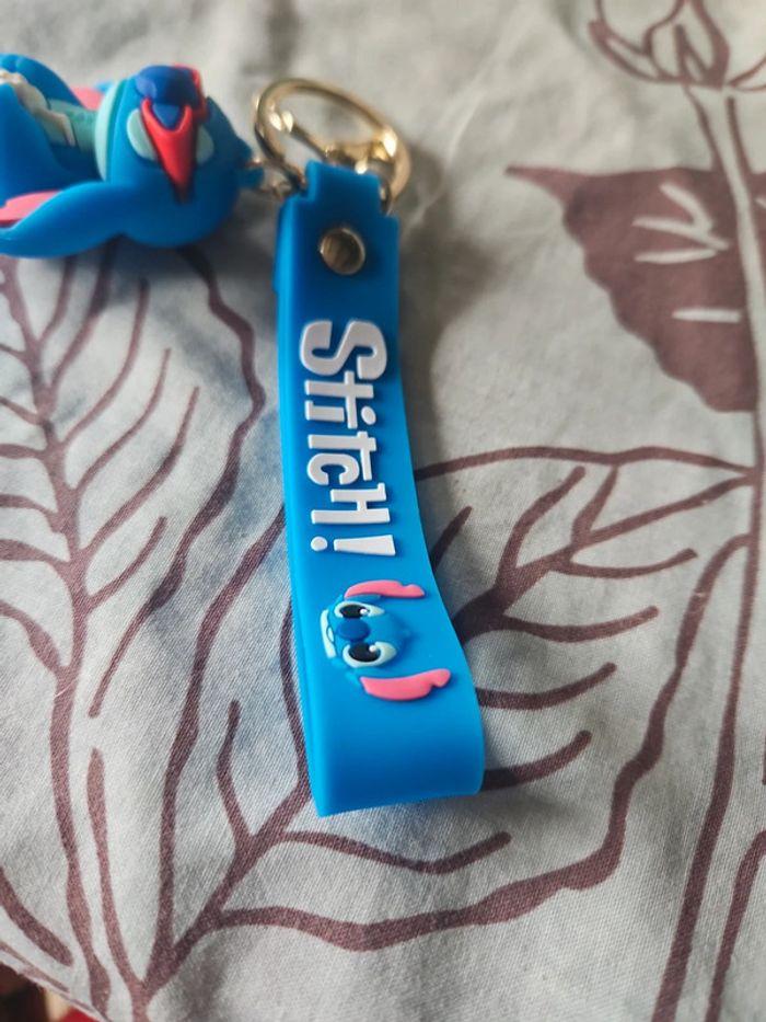 Porte clef stitch avec une paille pas de vinted go - photo numéro 5