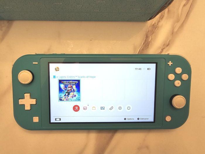 Nintendo Switch Lite - photo numéro 5