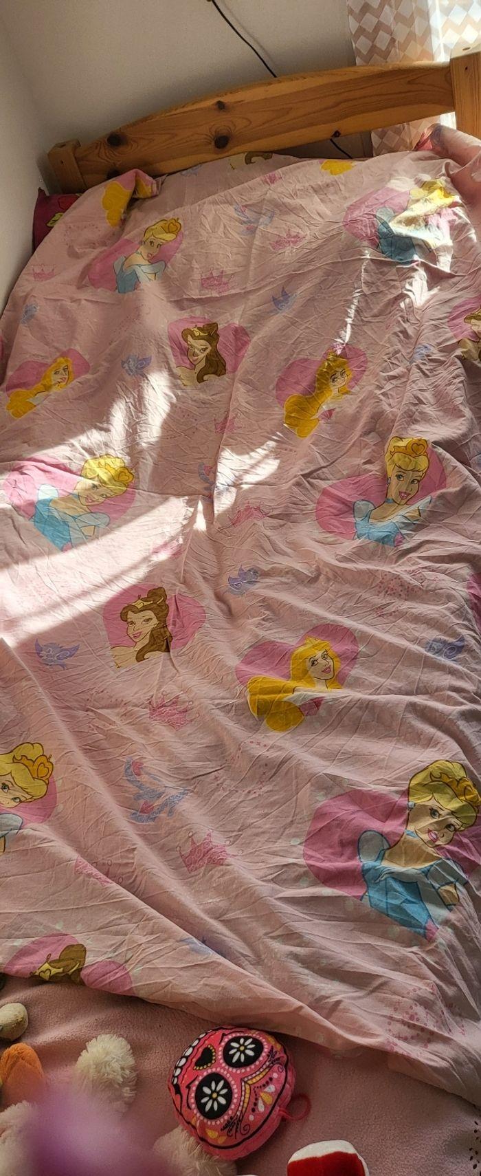 3 Housses de couette princesse disney +plaid - photo numéro 5