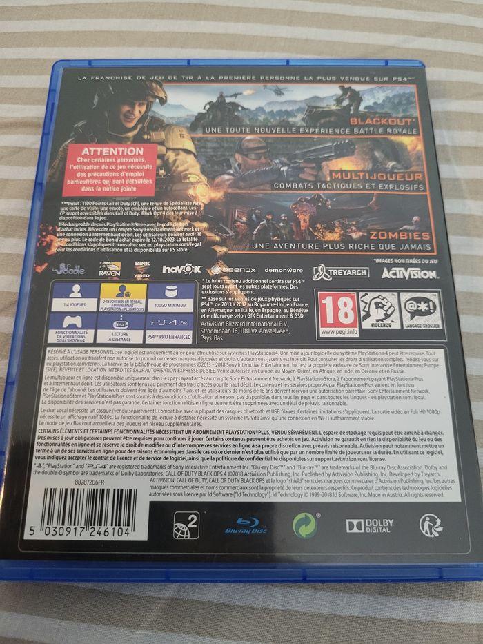 Jeux call of dutty black ops édition spéciale PS4 - photo numéro 2