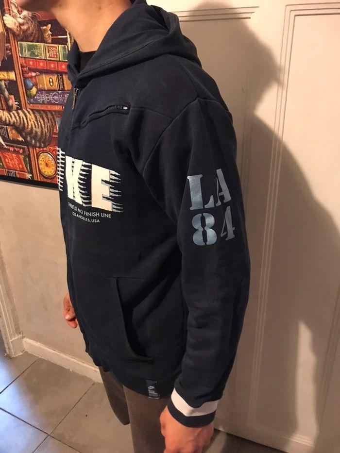 Veste à Zip et à capuche Nike taille XL enfant (13-15 ans) - photo numéro 11