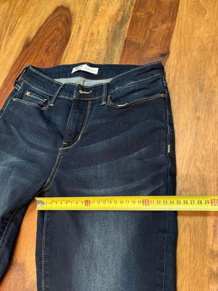 54. Levi’s mid-rise skinny W28 L32 - photo numéro 9