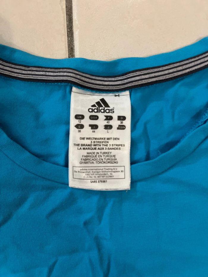 T-shirt adidas bleu - photo numéro 2