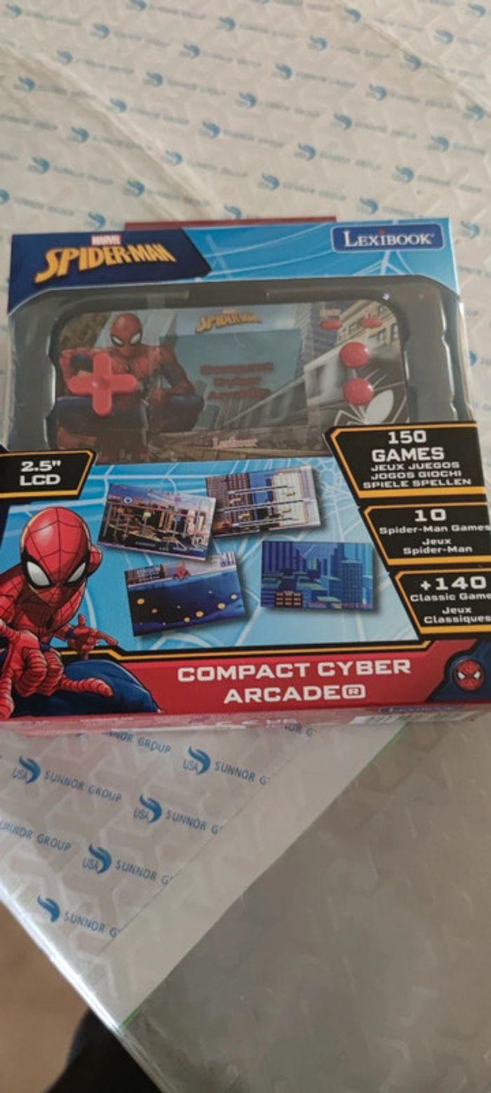 Console de jeux spiderman 4/5 ans neuf - photo numéro 1