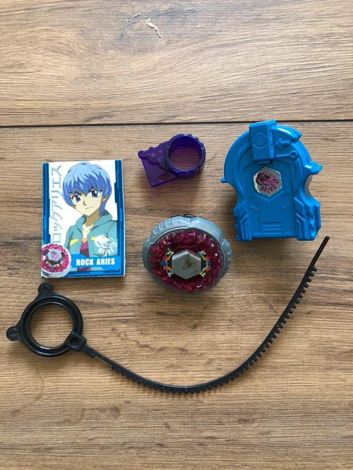 Hasbro métal fusion Beyblade Rock Aries ED145B - photo numéro 1