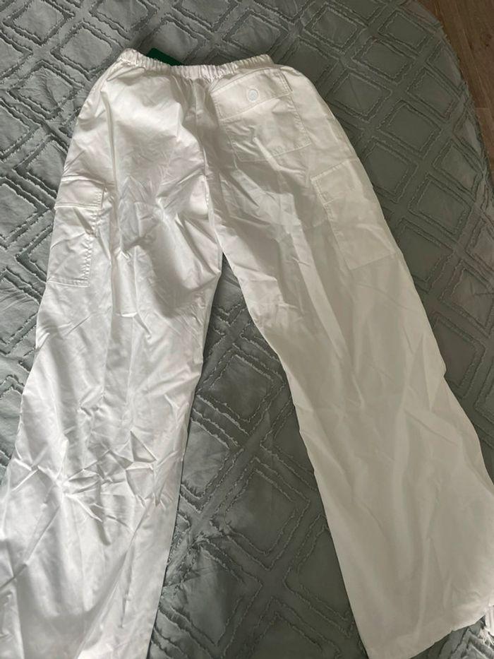 Pantalon cargo blanc - photo numéro 3