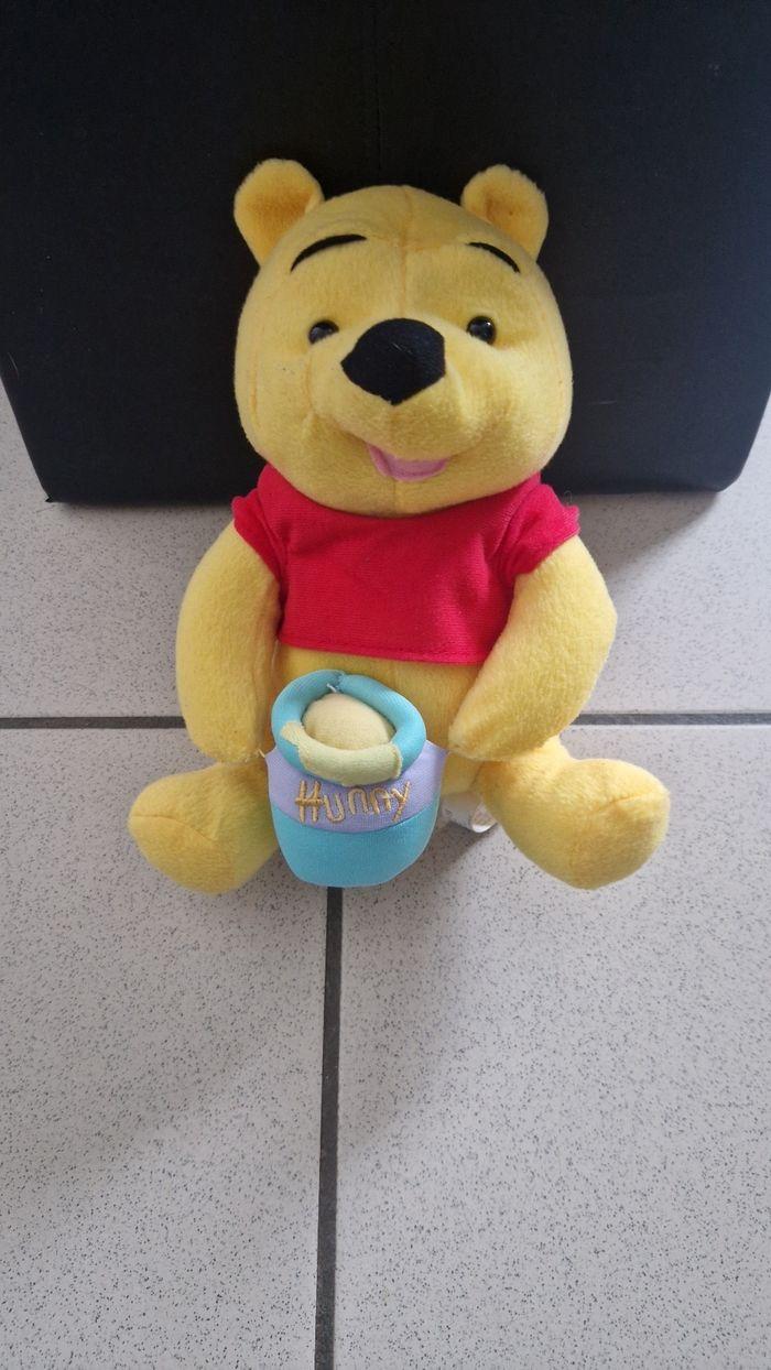 Peluche Winnie L'ourson 7 - photo numéro 1