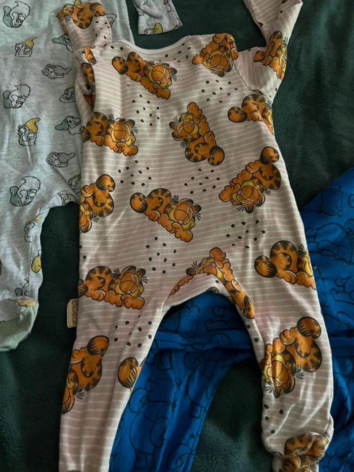 Lot de 3 pyjama avec pied - photo numéro 9