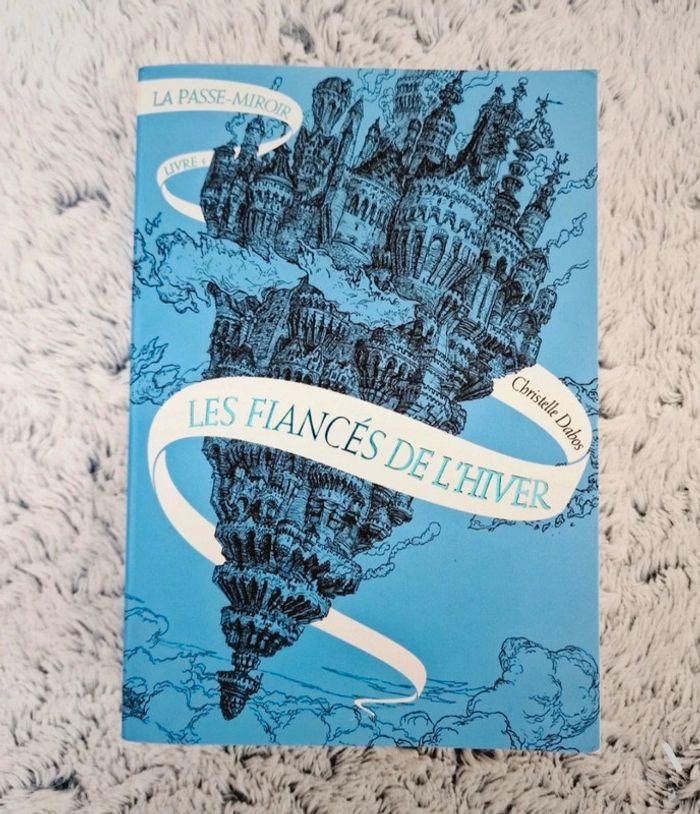 Les fiancés de l'hiver - photo numéro 1