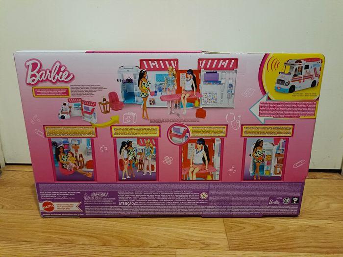 Barbie coffret véhicule médical - photo numéro 3