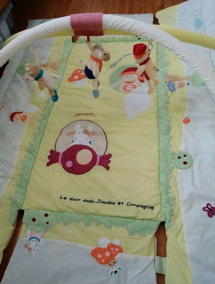 Tapis d’éveil 2 en 1 Doudou et Compagnie - photo numéro 2