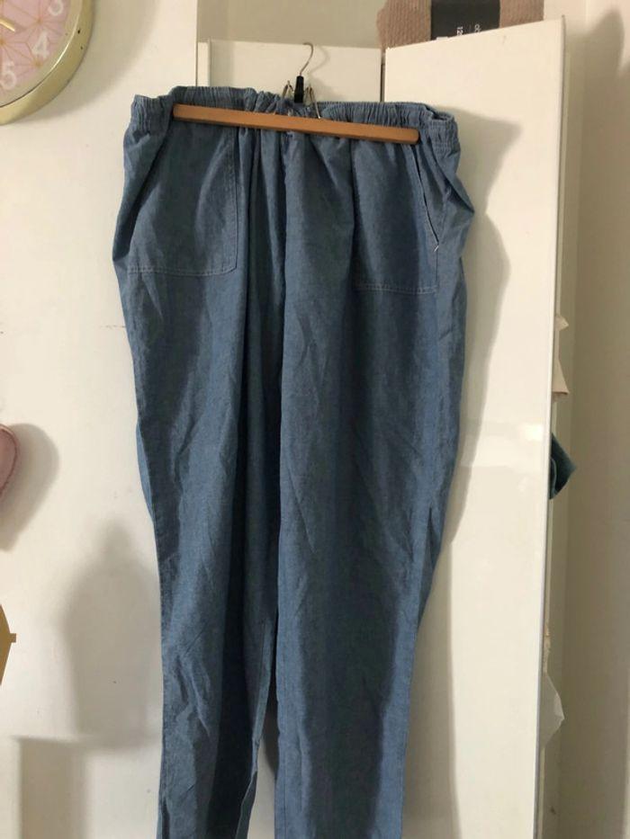 Pantalon léger grande taille . Damart . Taille 60 - photo numéro 1