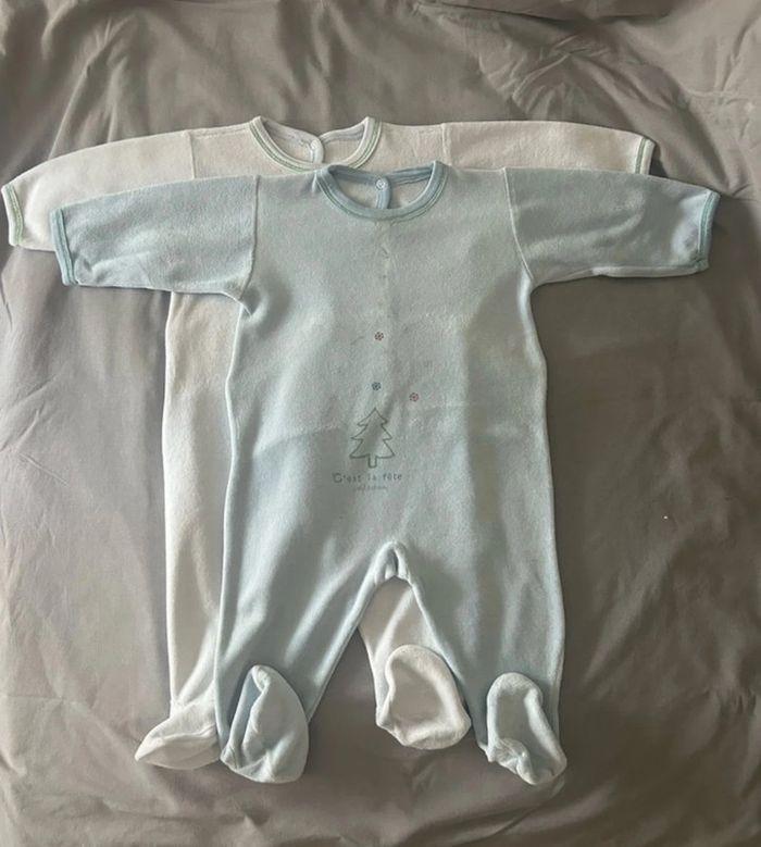 Lot de 2 pyjama grenouillère petit bateau 6 mois Noël - photo numéro 1