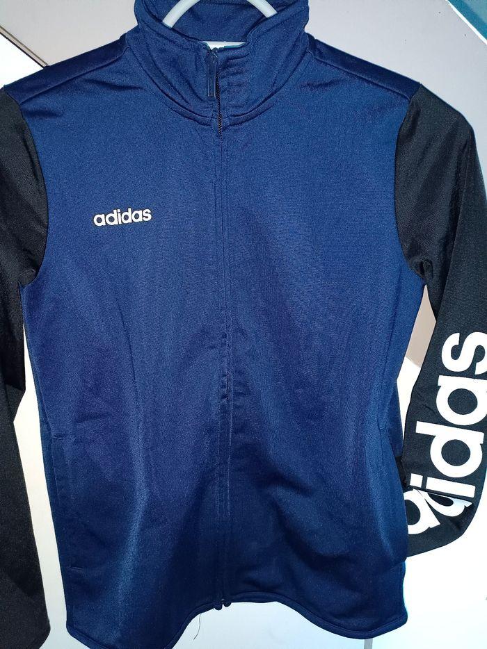 Veste adidas taille 9-10 ans - photo numéro 1