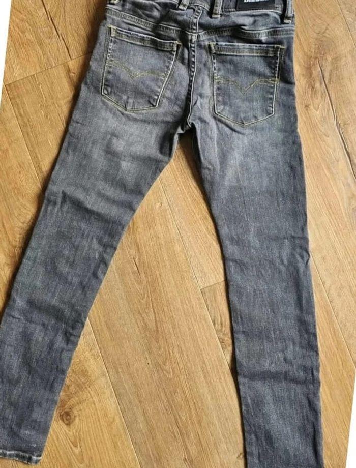 Jeans Diesel slim skinny gris 8 ans - photo numéro 2