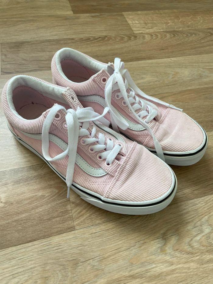 Vans en velours côtelé rose pointure 38,5 - photo numéro 1