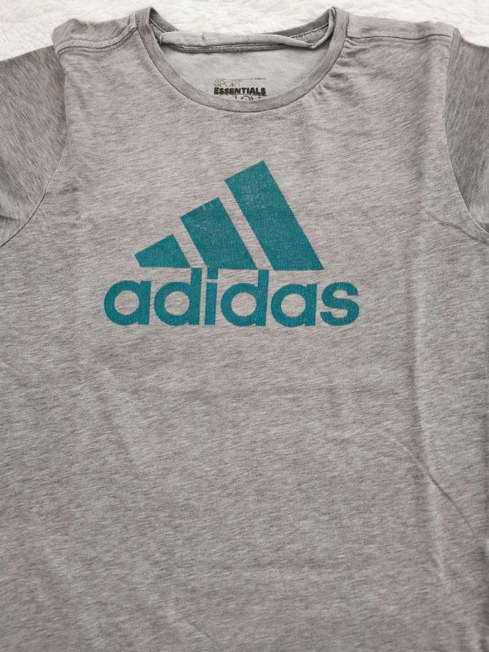 Tee shirt Adidas 10ans - photo numéro 2