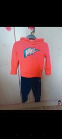 Ensemble nike