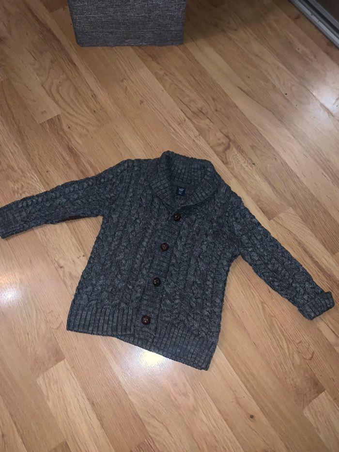 Gilet à bouton cardigan 2 ans Gap - photo numéro 1