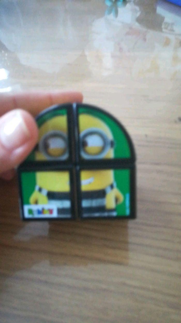 Rubiks minion - photo numéro 3