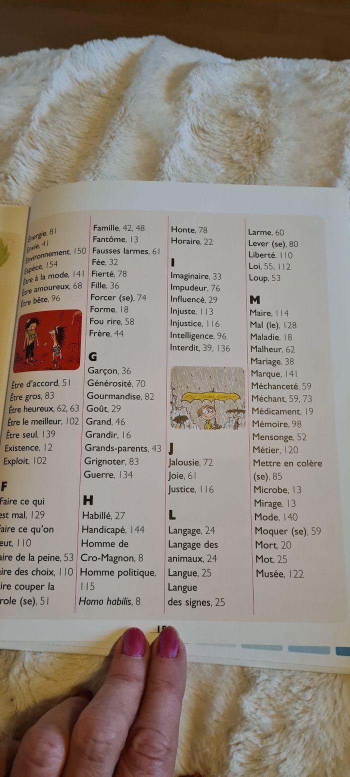 Livre larousse - photo numéro 4