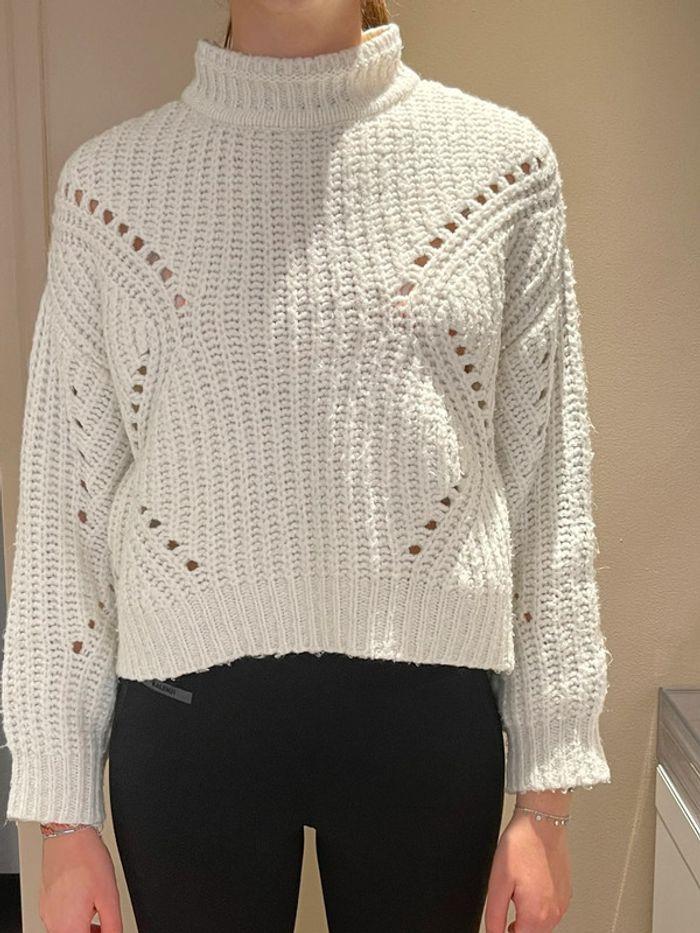 Pull Bershka Femme - photo numéro 1