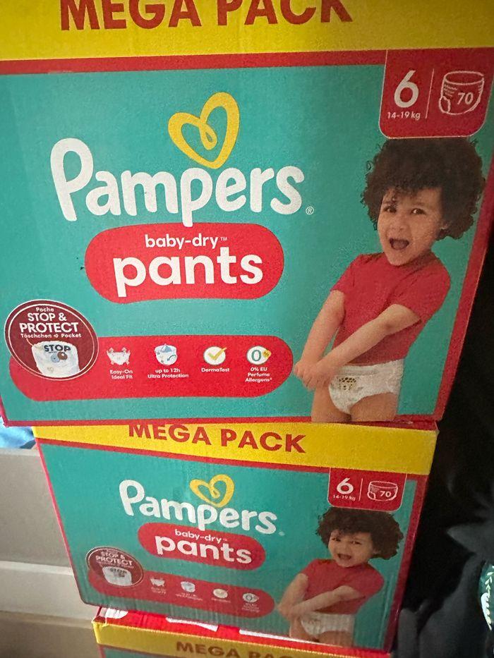 Pampers baby dry pants taille 6(14-19) kg