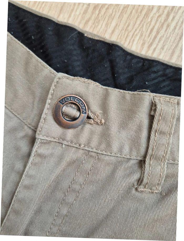 Pantalon Volcom beige taille 24 parfait état - photo numéro 2