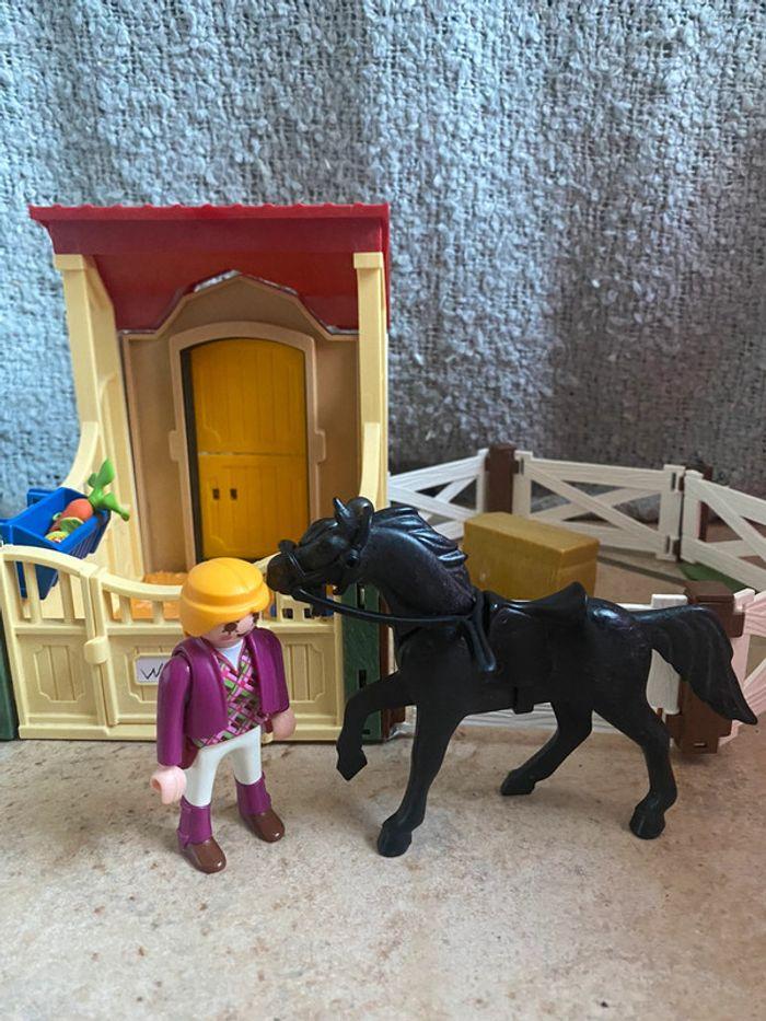 Box  de chevaux Playmobil 6934 - photo numéro 2