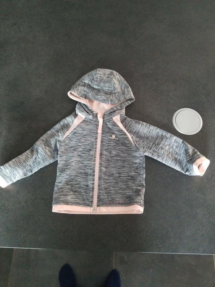 Veste zippé domyos rose taille 12 mois - photo numéro 1