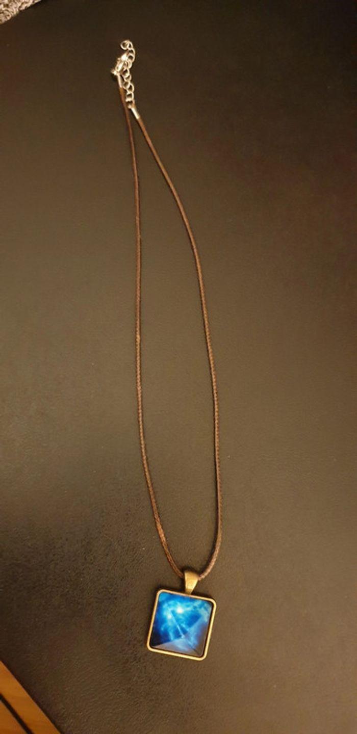 Collier et pendentif - photo numéro 1