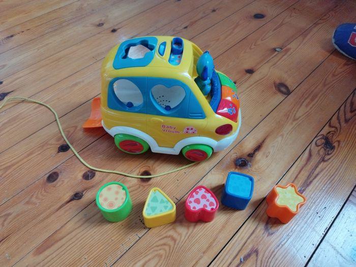 Voiture VTech - photo numéro 1