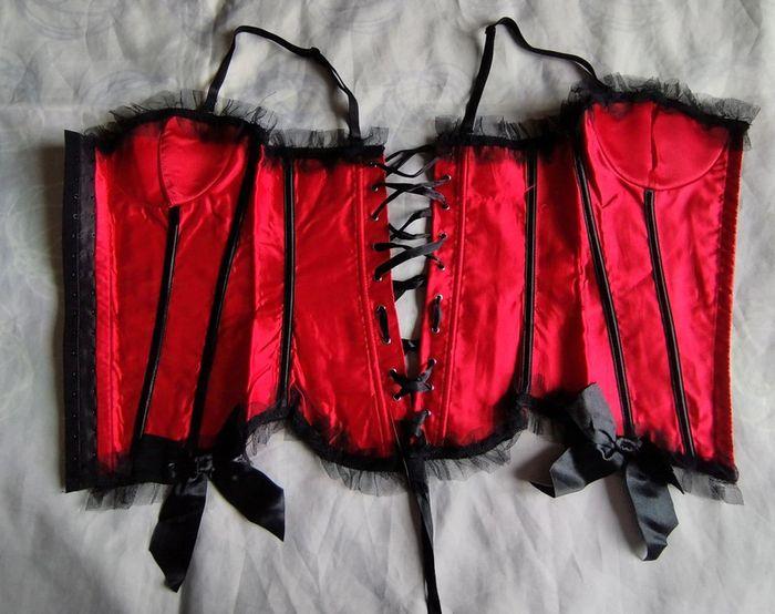 Corset baleine - photo numéro 3