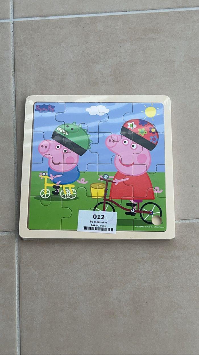 Puzzle peppa pig - photo numéro 1