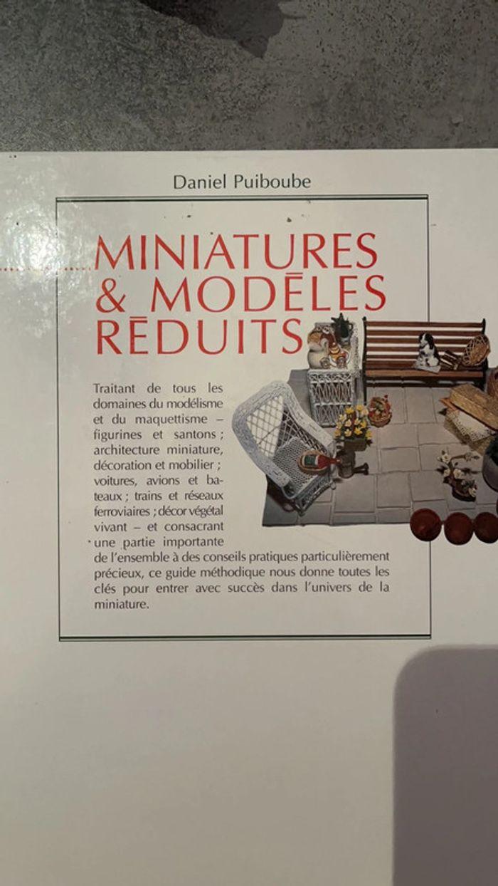 Livre miniature et modèle réduit - photo numéro 2