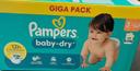 Carton de couches pampers taille 3 neuf 150 couches