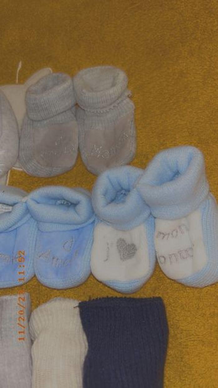 Lots chaussons naissance - photo numéro 3