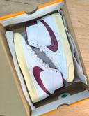 Baskets Nike blazer mid 77 blanches et rouges Metallic Gold star