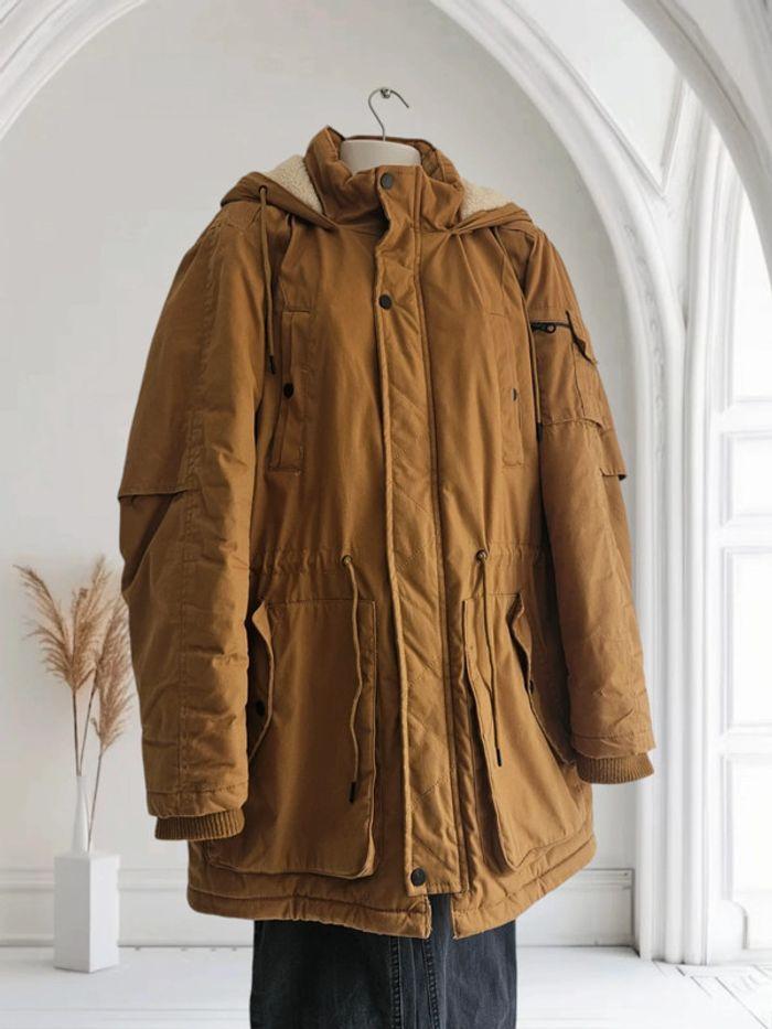 Manteau mi-long avec capuche fourrée - Bershka - photo numéro 3