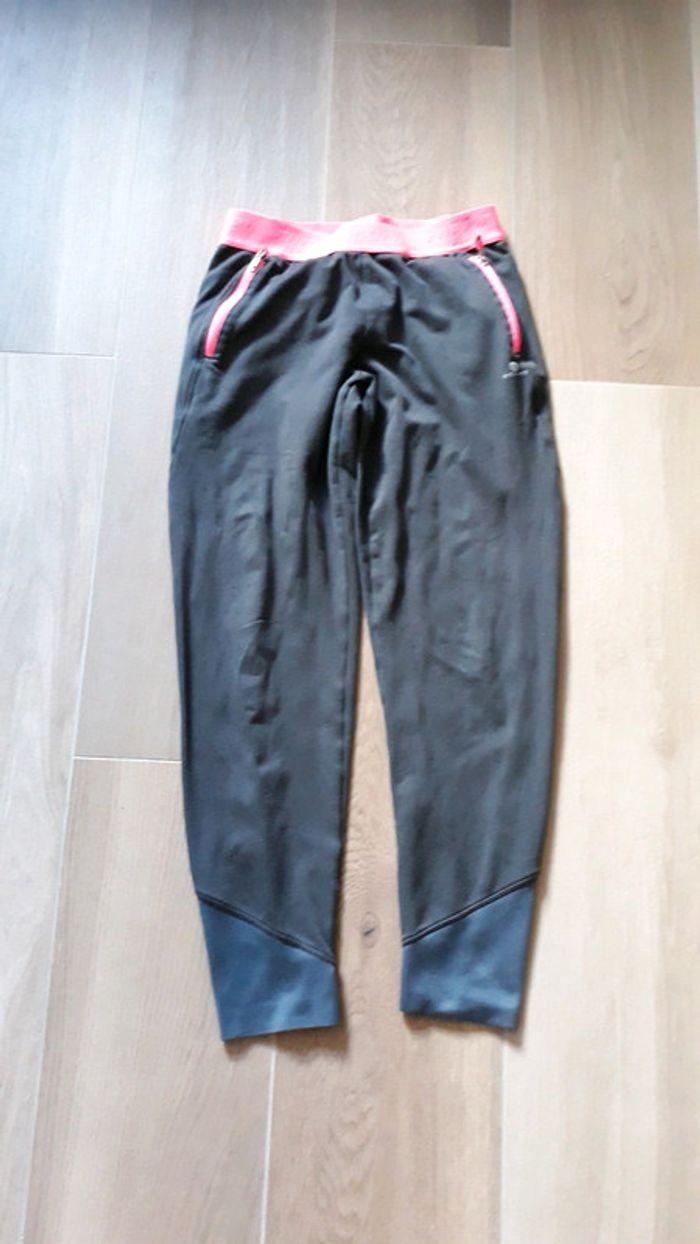 Pantalon de sport - photo numéro 1