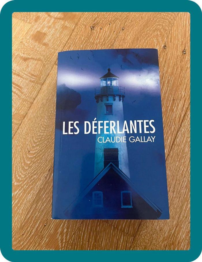 Livre Les Déferlantes de Claudie Gallay - photo numéro 1