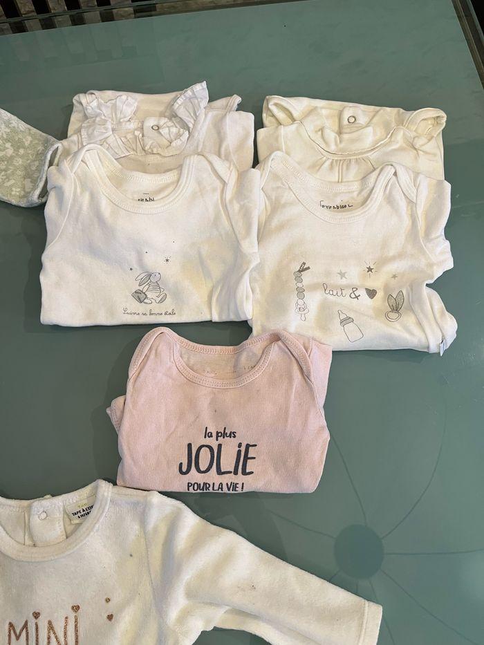 Lot de vêtements bébé fille 6mois - photo numéro 8